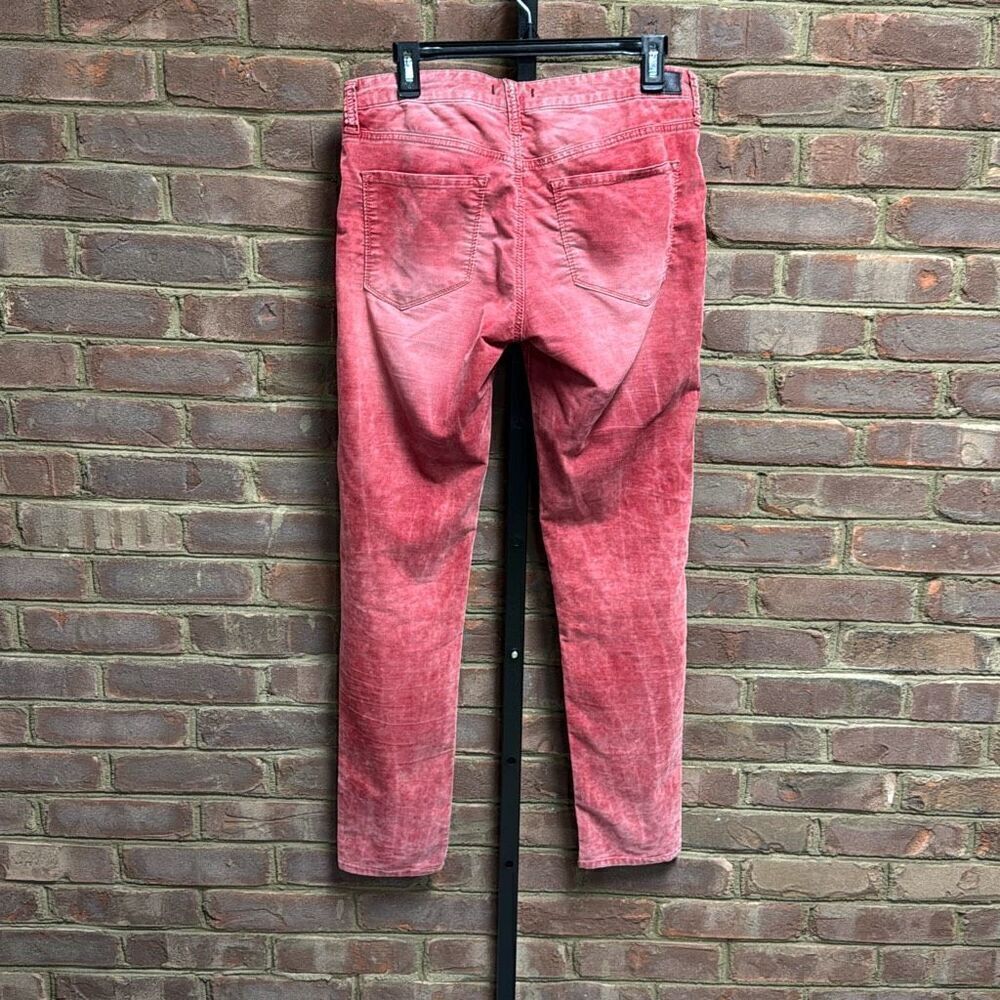Dear John Women’s Red Marble Corduroy Low Rise Pants Size 30 - Picture 3 of 4